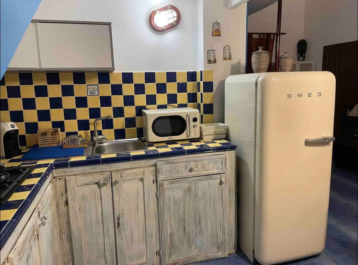 Casa Ada - Incantevole Loft In Centro ランペドゥーザ エクステリア 写真